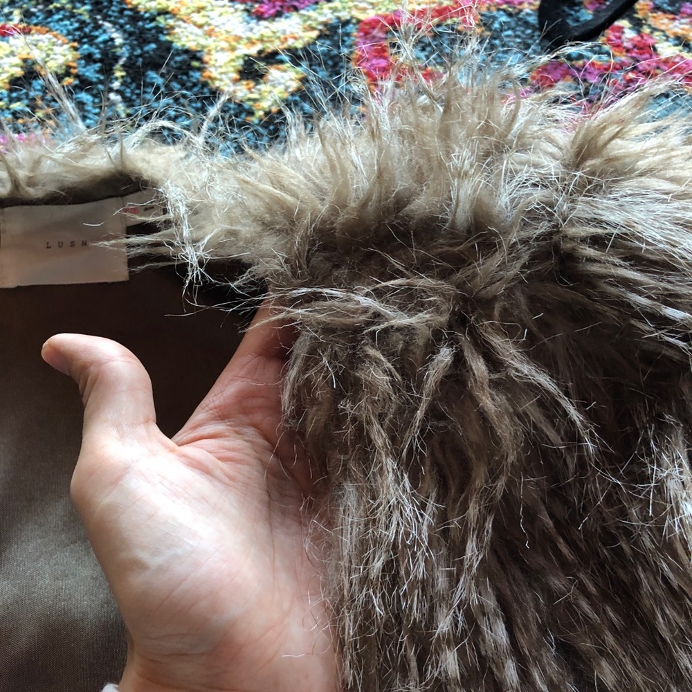 Lush | Faux Fur Jacket - Picture 6 of 6